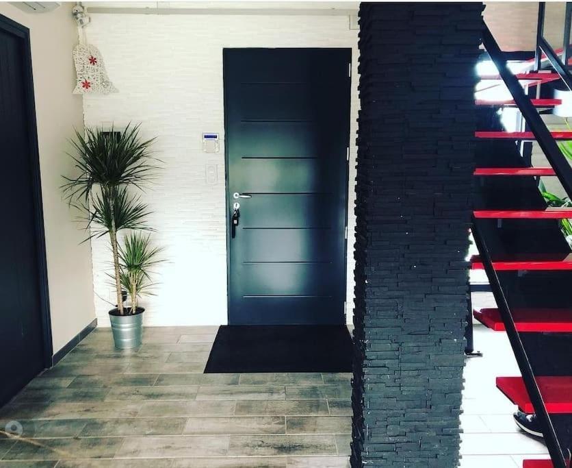 Maison De Vacances Contemporaine Avec Piscine Villa Vedène Eksteriør billede